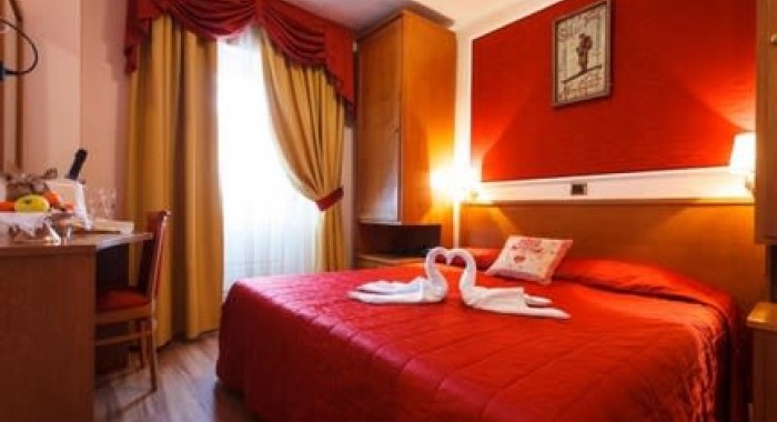 Hotel Savoy Edelweiss, Sestriere ski chalet, image 4